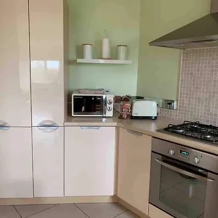 Spacious 3 Bedroom With A View